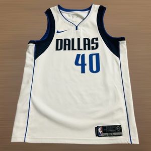 Vintage Harrison Barnes Mavs jersey